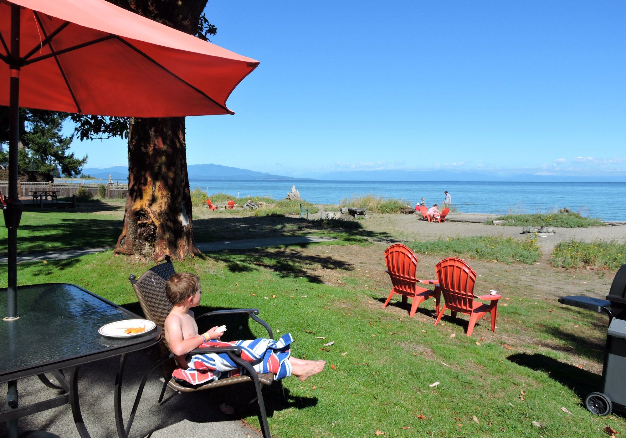 Parksille, Parksville Playground, Beach Acres, beach ares resort, Parksville resort, Parksville accommodations, Parksville beach cabins, Parksville beach cottages, Rathtrevor beach, Beach Acres Pool