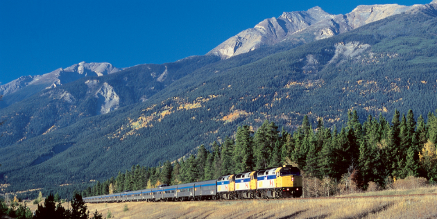 VIA Rail Train, Train trip, Train, Train trip Canadian Rockies, Canadian Rockies, Canadian Rockies by Train, best vacations in the world, Canada, Canada must do, Canada attractions, Jasper, Vancouver