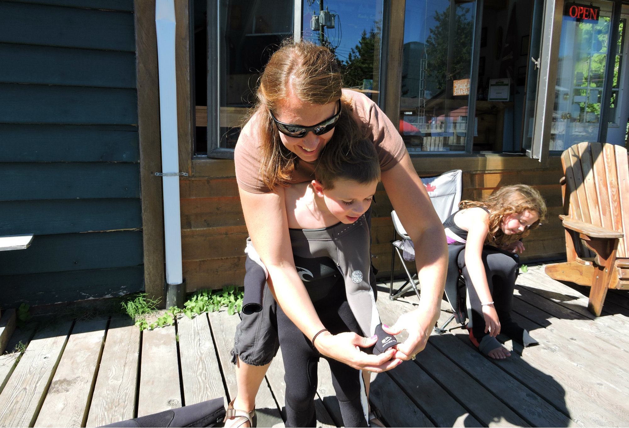 Tofino Surf Lessons, Family Tofino Surf Lessons, Vancouver Island surfing, Tofino Surf Adventures, Tofino Surf school, Surf Sisters