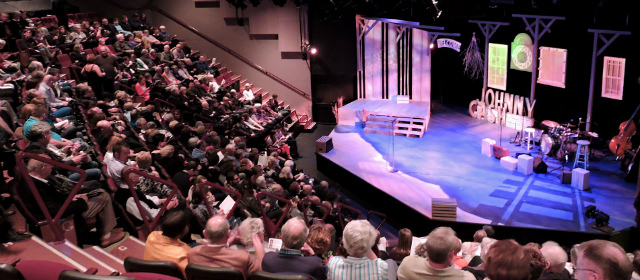 Chemainus Theatre images, date night at chemainus theatre, Vancouver Island theatre