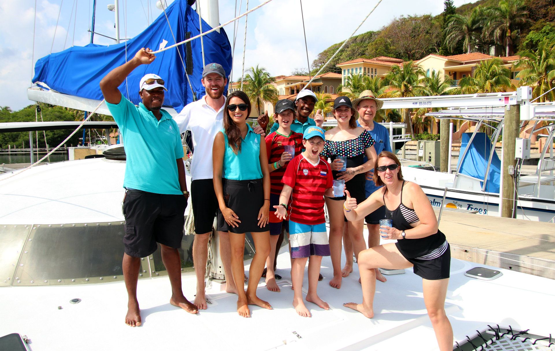 Roatan Private Charter, Roatan private snorkelling, Roatan Snorkelling, Traveling Islanders, Roatan Snorkeling, Roatan Catamaran Tour, Roatan cruise excursion, Amavi Charters