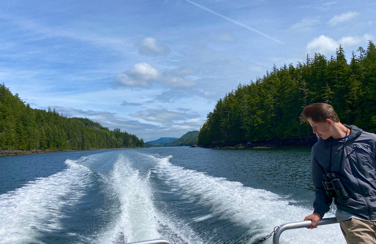 Tide Rip Grizzly Adventures In The Great Bear Rainforest