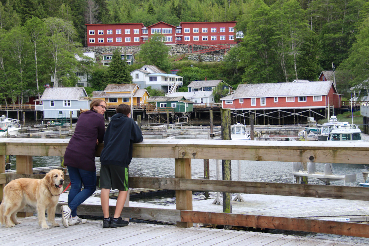 Telegraph Cove, Killer Whale Cafe, Old Saltery Pub, North Island