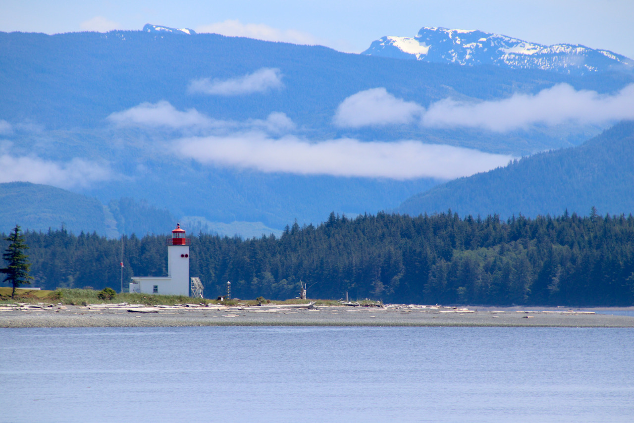 Vancouver-Island-whale-watching