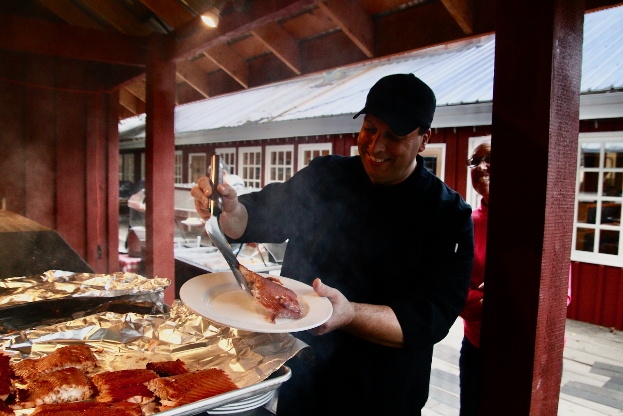 Telegraph Cove, Killer Whale Cafe, Old Saltery Pub, North Island