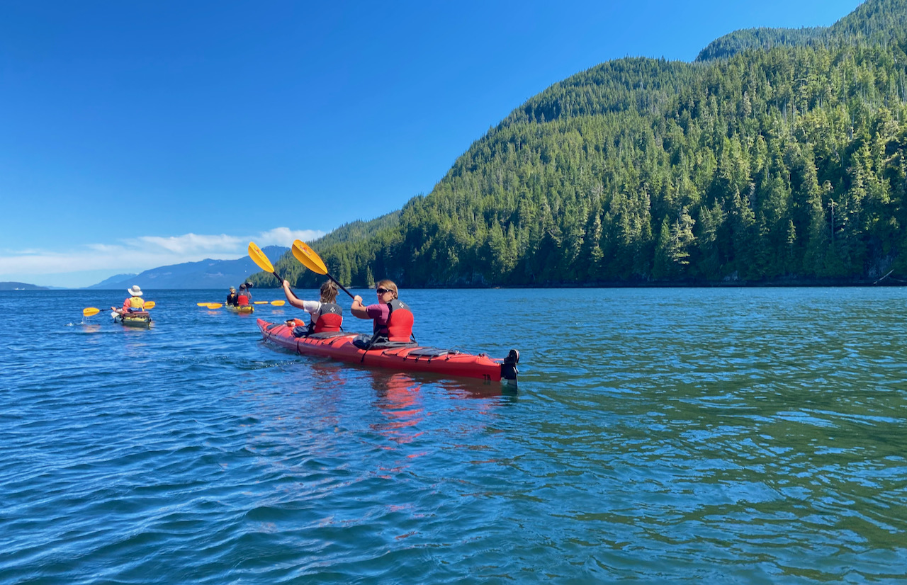 North Island Kayak, Kayaking